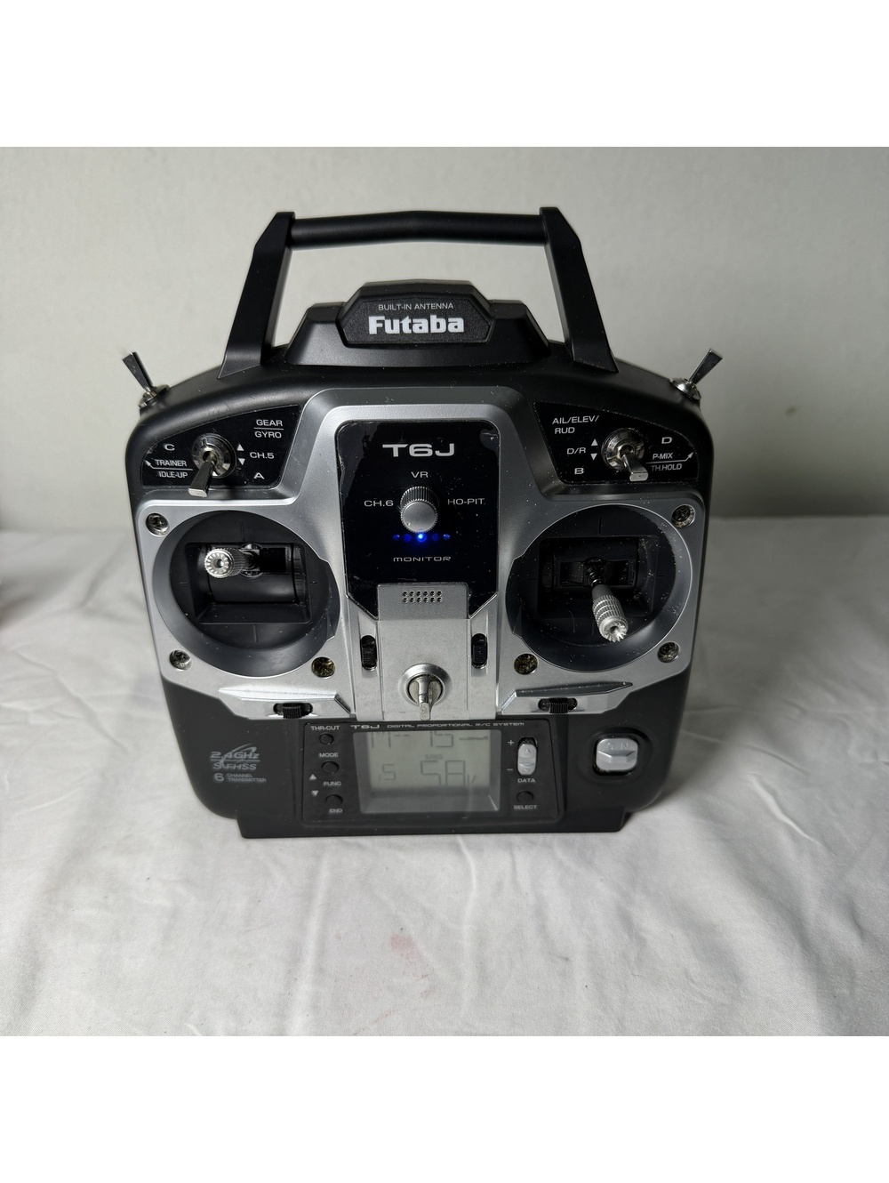 Futaba T6J 6-Channel 2.4GHz S-FHSS Digital Proportional R/C Transmitter System